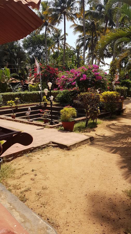 Kerala Bamboo House Hotel Varkala Exterior photo