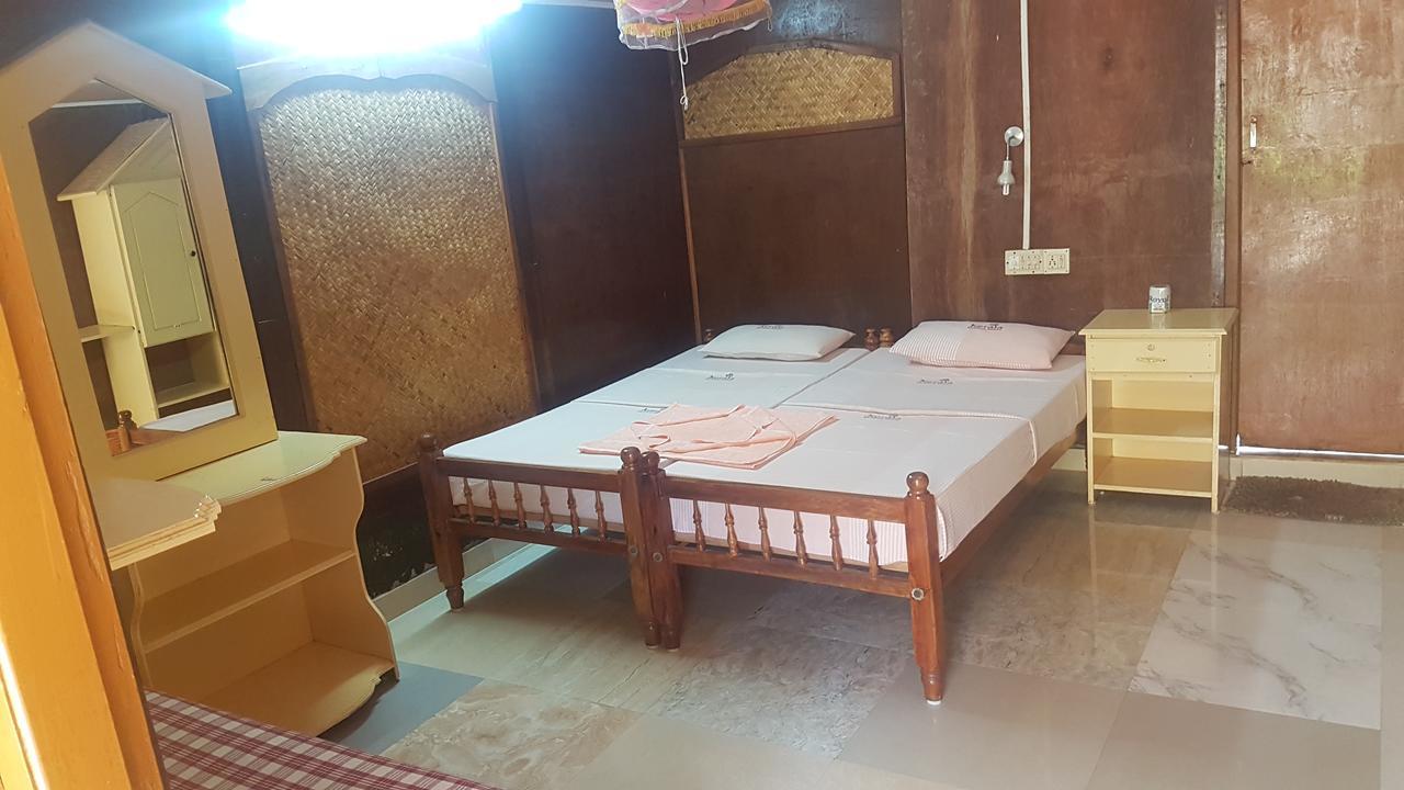 Kerala Bamboo House Hotel Varkala Exterior photo
